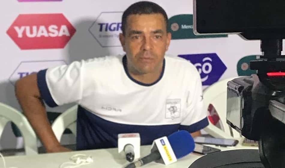 Técnico brasileiro renuncia ao seu cargo na Bolívia