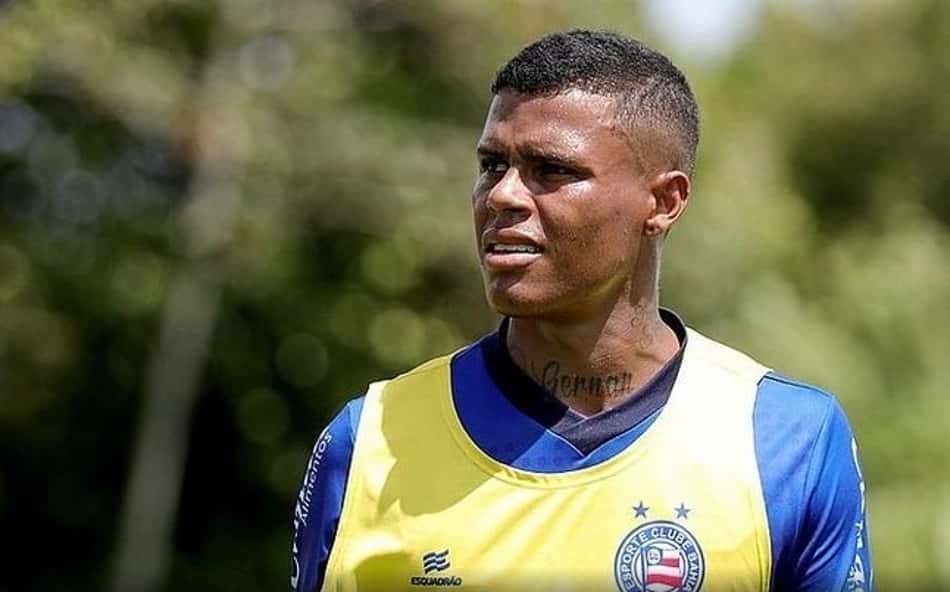 Bahia rescinde contrato com atacante Iago que vai para o CRB