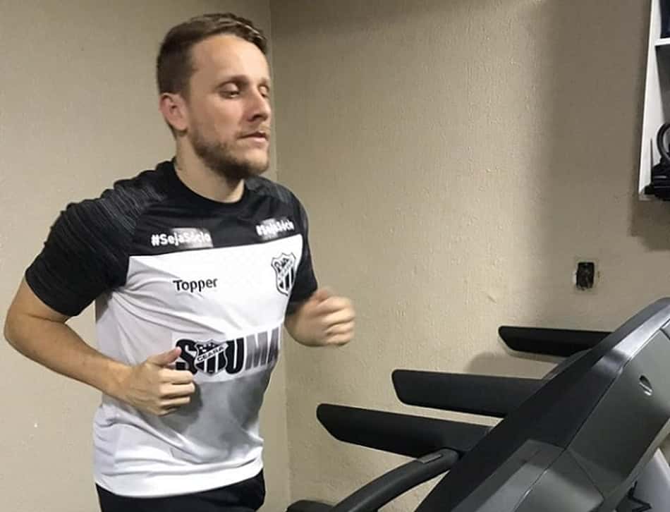 Alex Amado tem boa recuperação de cirurgia e inicia trabalhos físicos