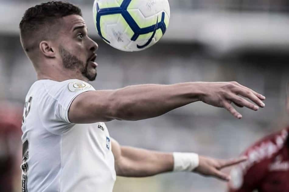 Após reforços, Santos trabalha para reduzir elenco e conter gastos