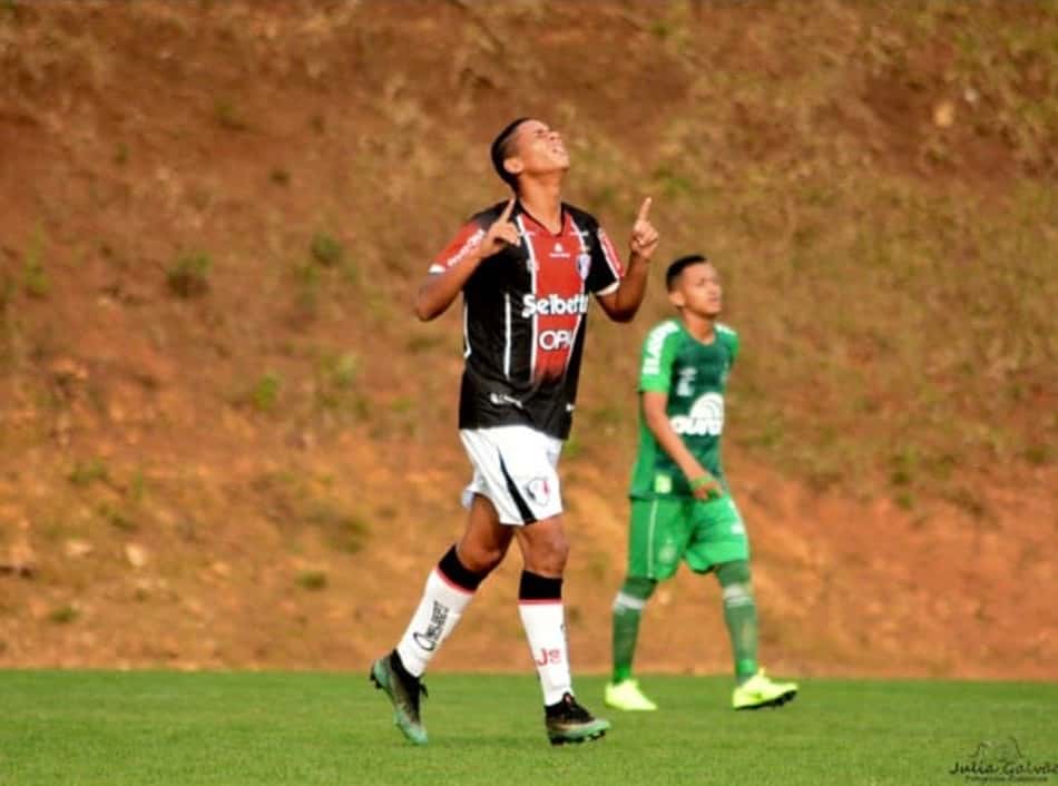 Atacante aprova empate do Joinville contra a Chape no Catarinense Sub-17
