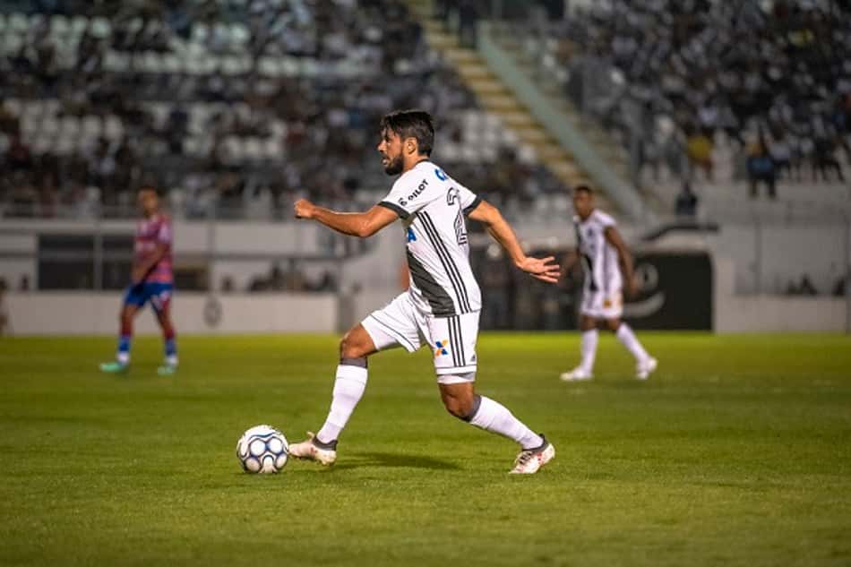 Tiago Real deixa a Ponte Preta rumo ao Bahrein e se despede: 'Gratidão'