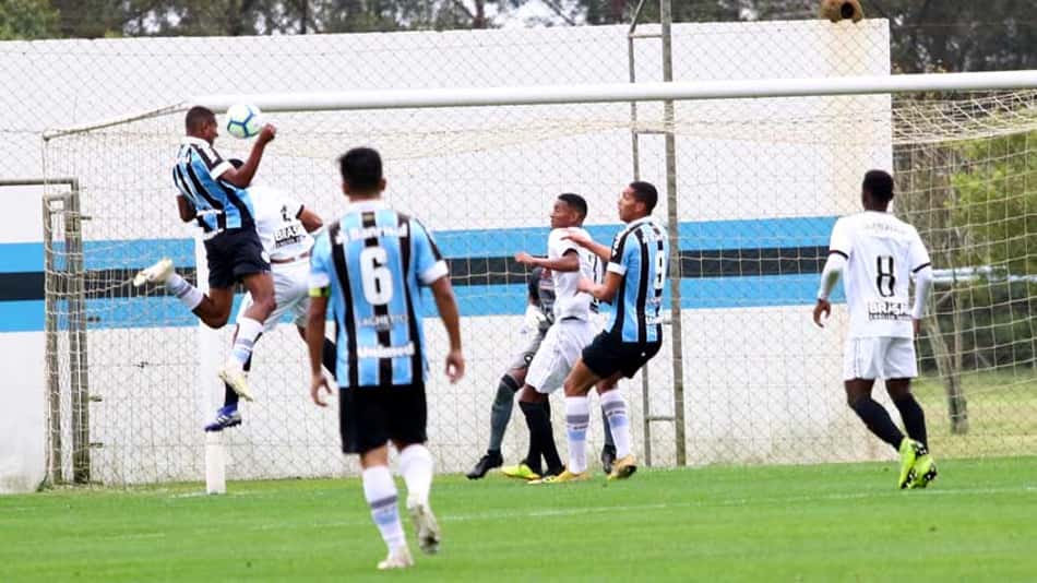Botafogo é goleado pelo Grêmio e se complica no Brasileirão sub-20