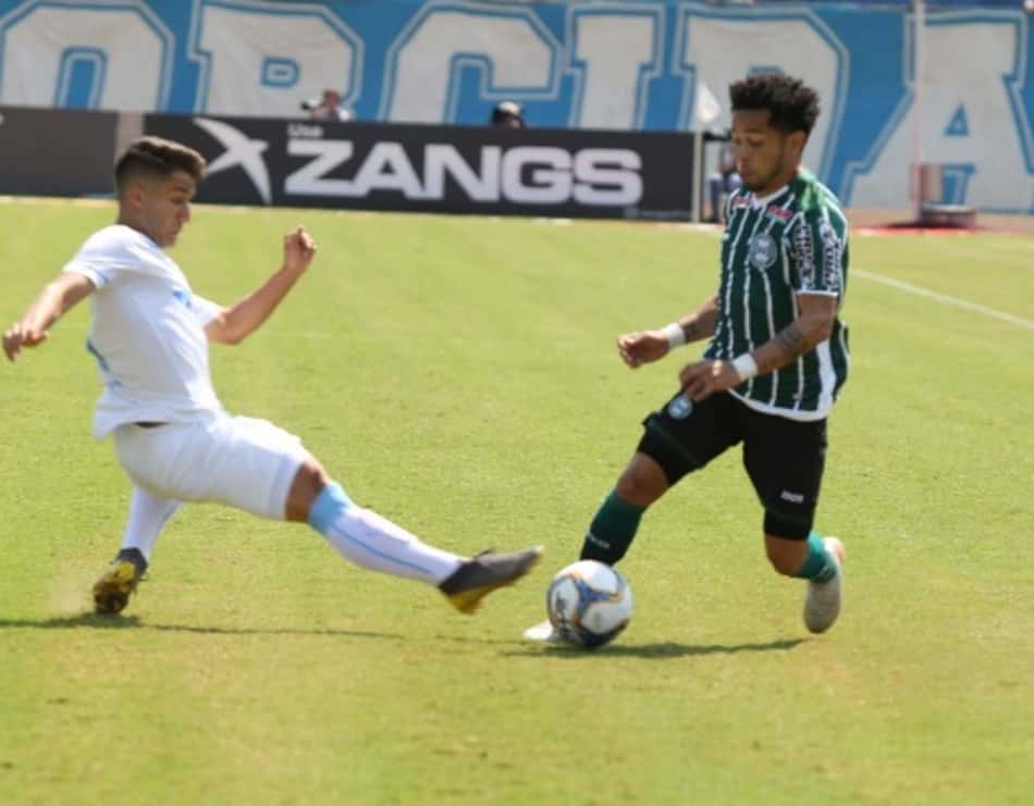 Com gol nos acréscimos e de virada, Londrina derrota o Coritiba