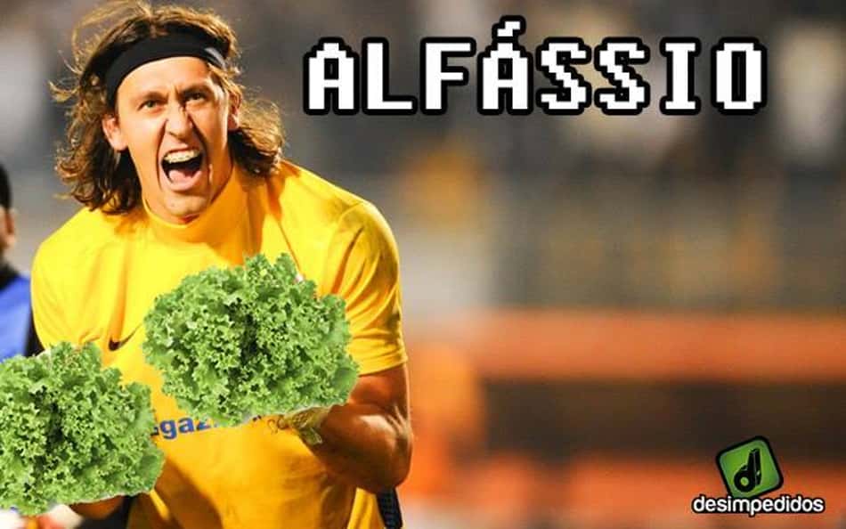 Alfássio? Cássio sofre com memes após frango contra o Flu; confira