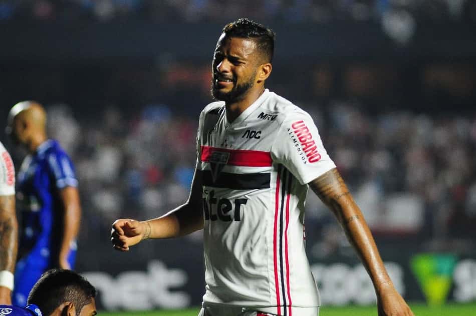 São Paulo peca nas finalizações e só empata com o CSA no Morumbi