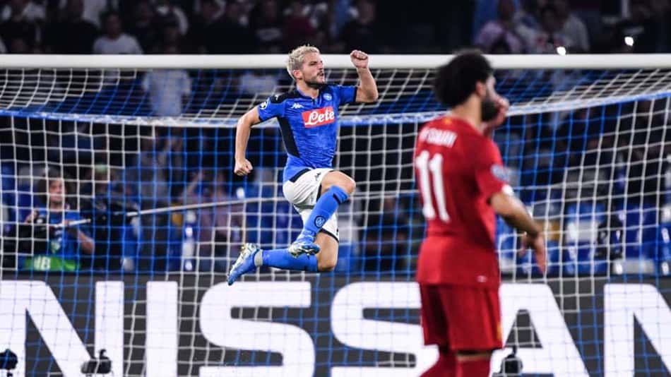 Liverpool joga mal e é derrotado pelo Napoli em estreia na Champions