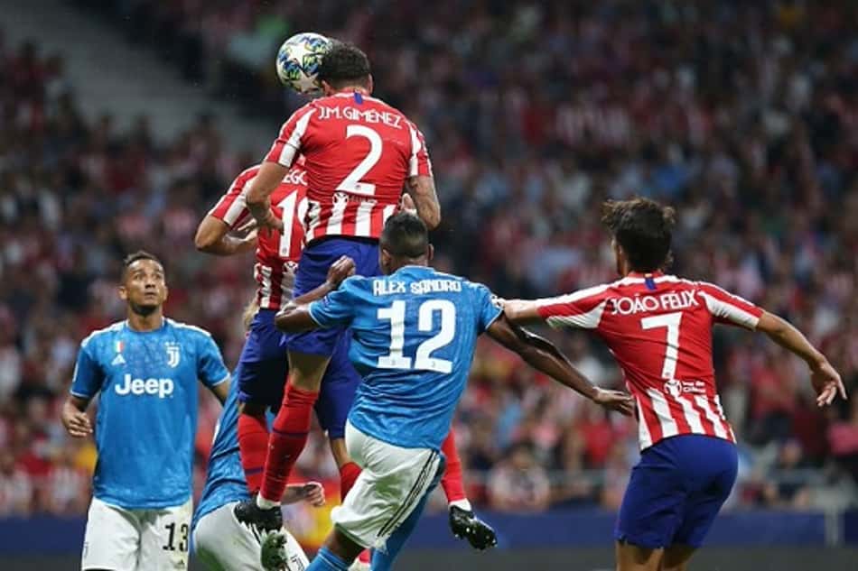 Atlético de Madrid marca no fim e arranca empate com a Juventus