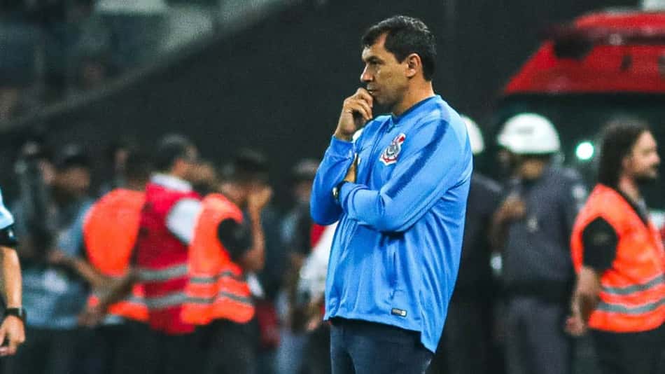 Filhos de Carille ironizam campanha de Carol Portaluppi e torcedores pedem retorno do treinador ao Timão
