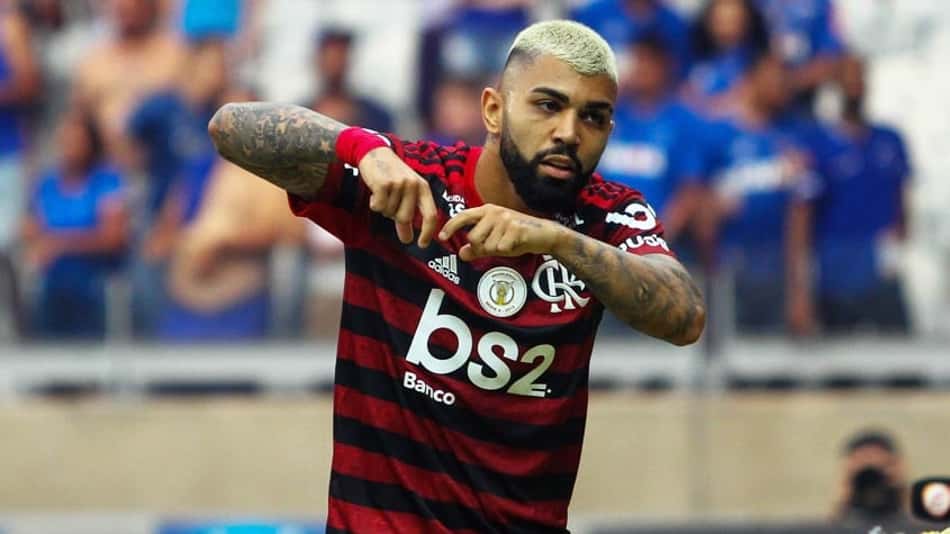 Gabriel Barbosa entra no Top-15 de artilheiros do Flamengo no século!