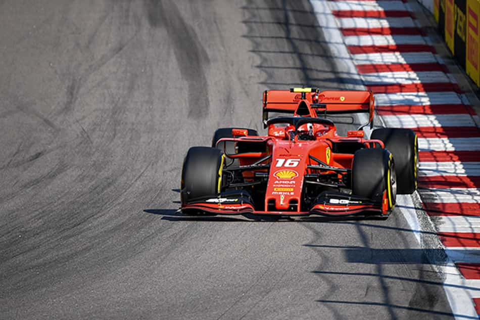 Leclerc reafirma domínio: 4ª pole seguida, quase 0,5s à frente do resto