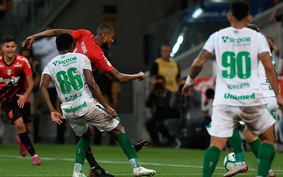 Na Arena da Baixada, Athletico-PR e Chapecoense ficam no empate