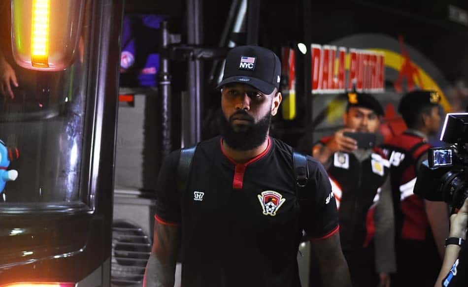 Ex-Coritiba, Rafael Bonfim volta ao Brasil para defender o Operário-PR
