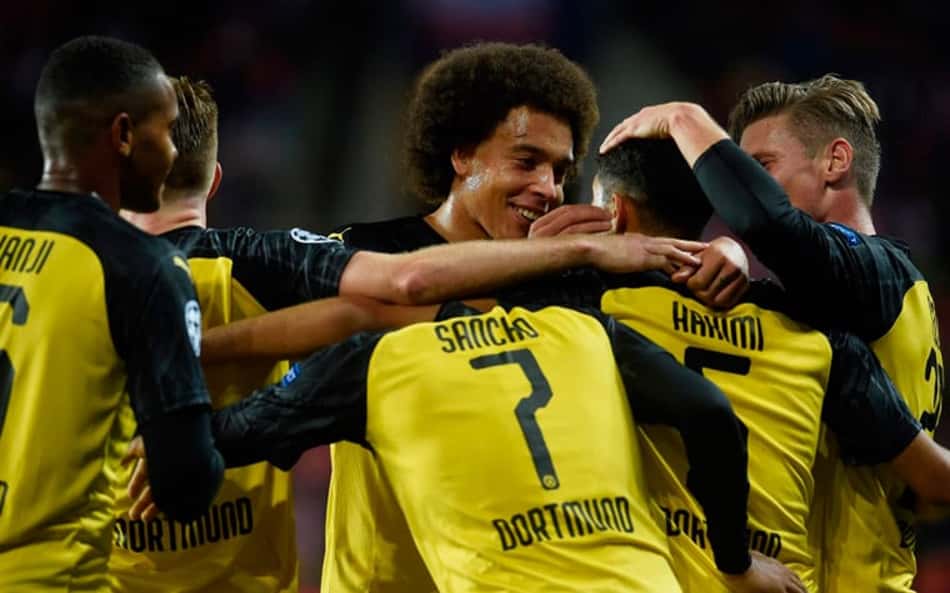 Dortmund sofre, mas vence Slavia Praga pela Liga dos Campeões