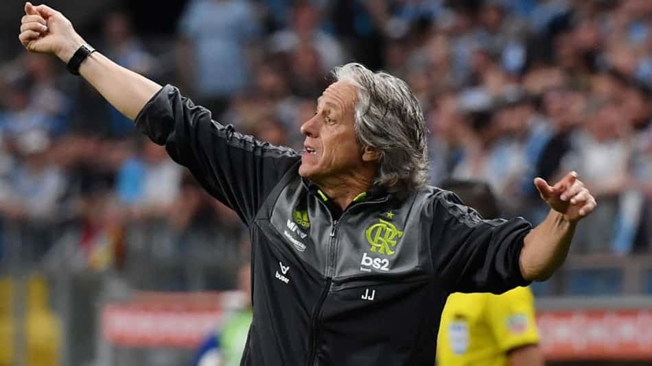 Após empate, Jesus contesta árbitro e diz: 'O Flamengo merecia a vitória'