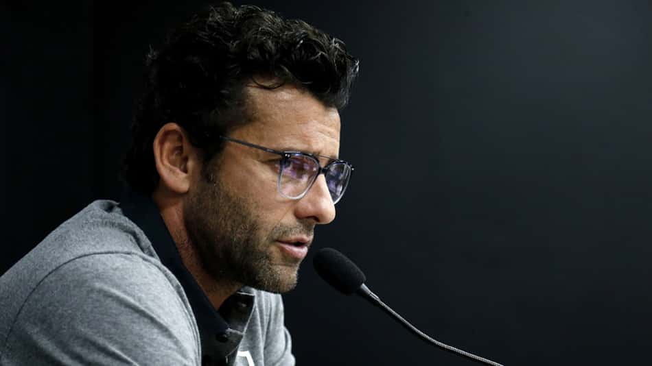 Alberto Valentim reconhece erros, mas valoriza entrega do Botafogo