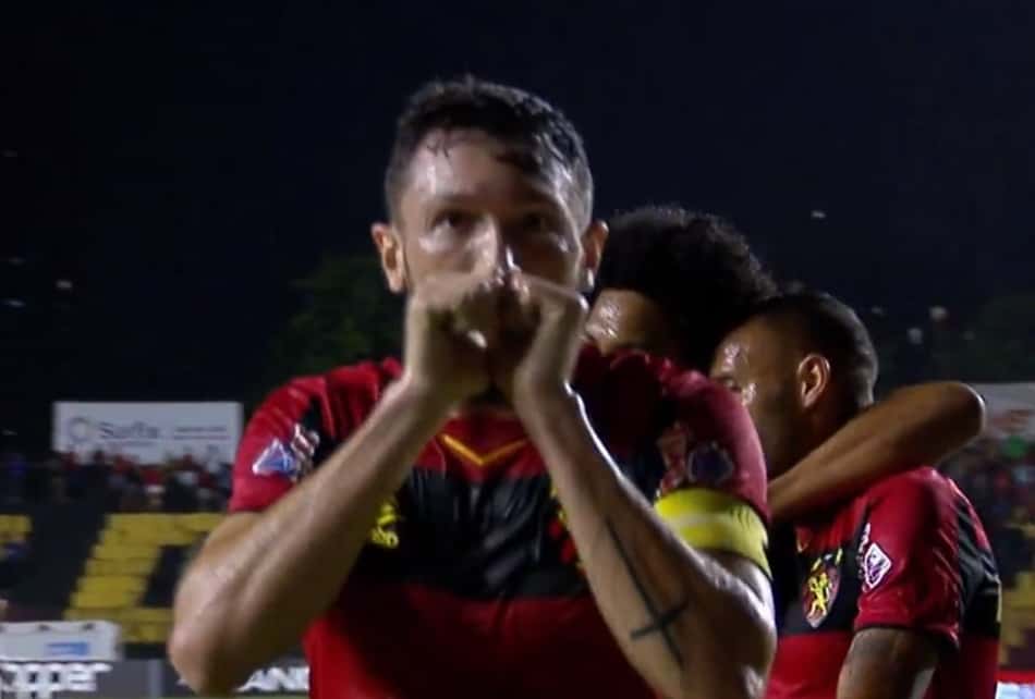 Jogando 'pro gasto', Sport ganha do Cuiabá e mantém segundo lugar na Série B