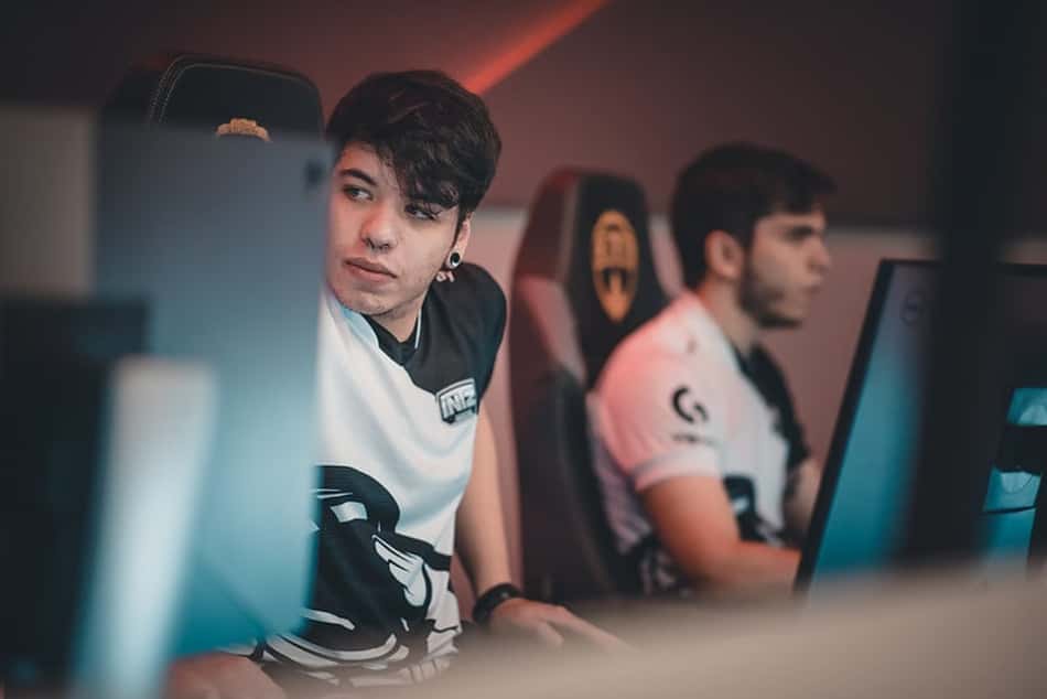LoL: Duo da rota inferior da INTZ fará bootcamp na Coreia