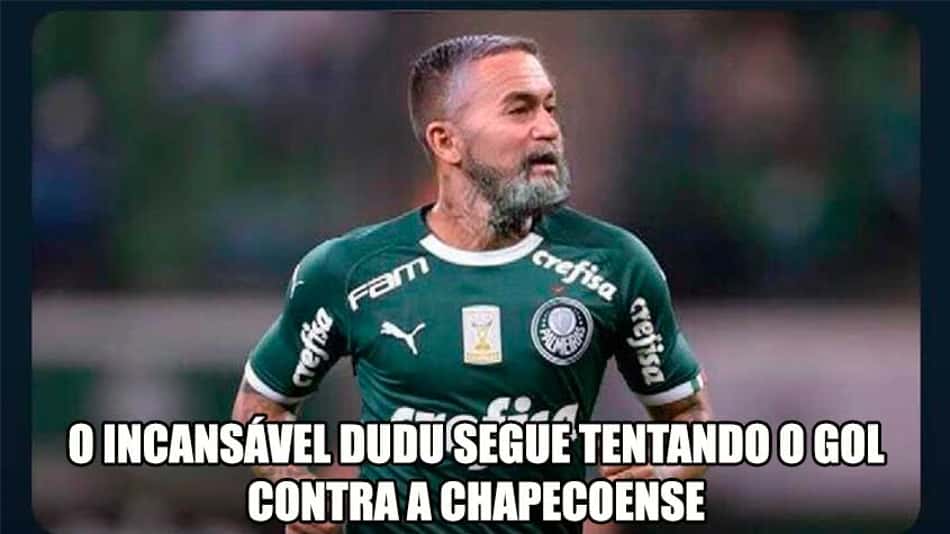 Rivais seguem zoando Palmeiras após longo período de acréscimo contra Chape