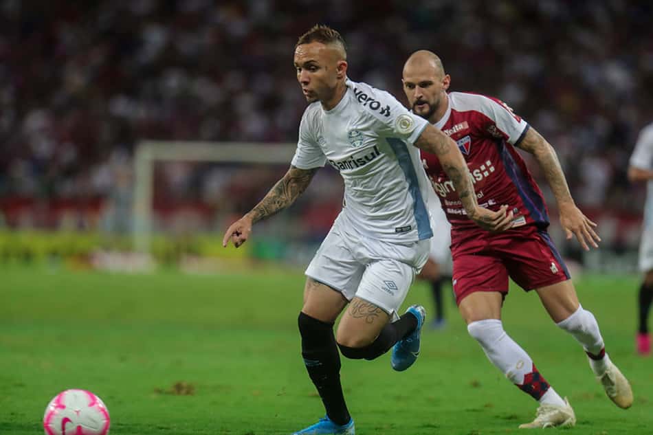 Everton fala em Grêmio com 'total concentração e foco' contra o Fla