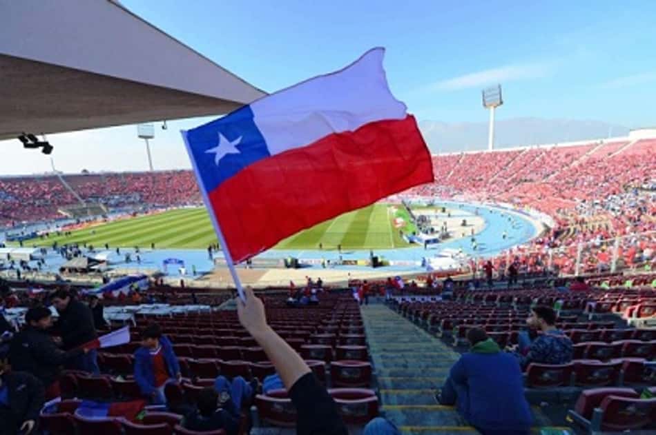 No Chile, Ministério da Saúde 'freia' ideia de volta do público aos estádios