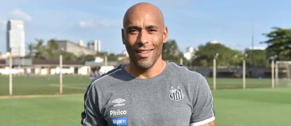 Edinho, ex-Santos, assume Sub-19 do Londrina de olho na Copinha