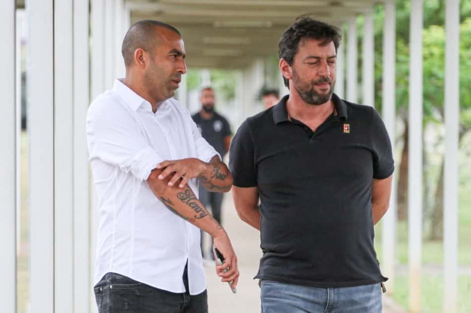 Sheik explica motivo de sua saída do Timão: 'Não estava sendo mais útil'