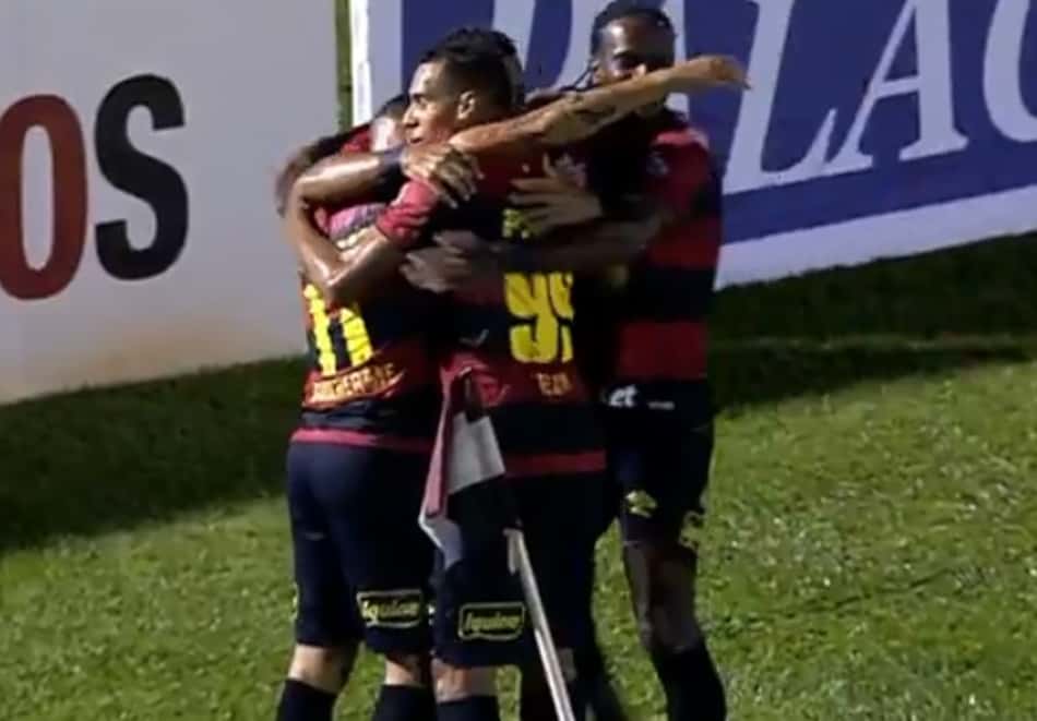 Sport derrota o Botafogo-SP e fica próximo do acesso