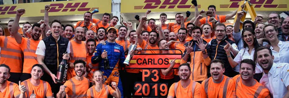 Carlos Sainz festeja P3