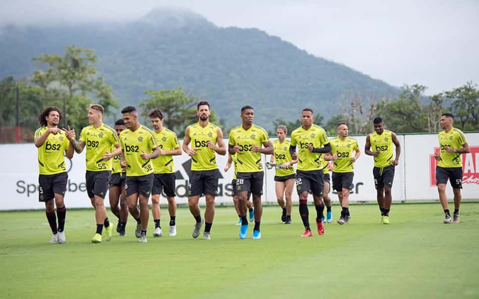 Flamengo divulga relacionados para a final da Libertadores contra o River
