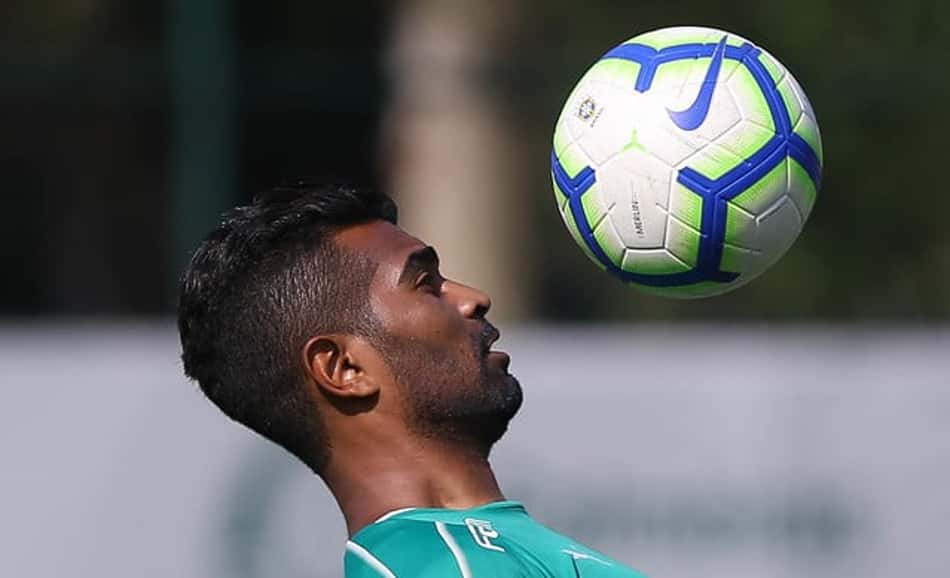 Palmeiras encaminha negociação de Thiago Santos com time dos EUA