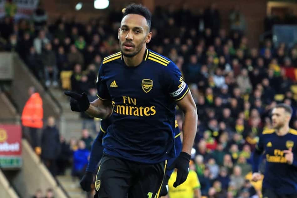 Chelsea se junta à Barça e United na disputa de Aubameyang