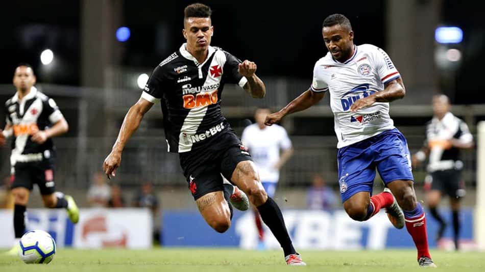 Nos minutos finais, Vasco arranca empate com o Bahia na Fonte Nova