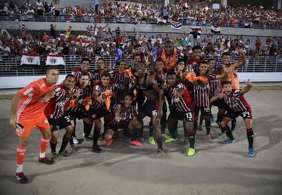São Paulo começa 2020 com elenco repleto de nomes formados em Cotia