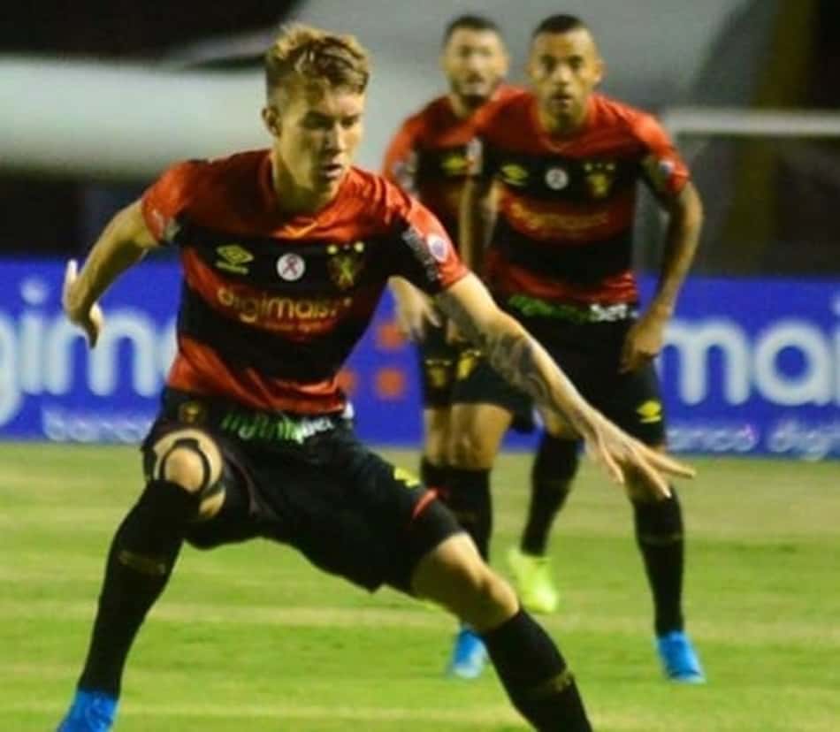 Sem acordo! Sport não consegue renovar empréstimo de Charles e volante retorna ao Internacional