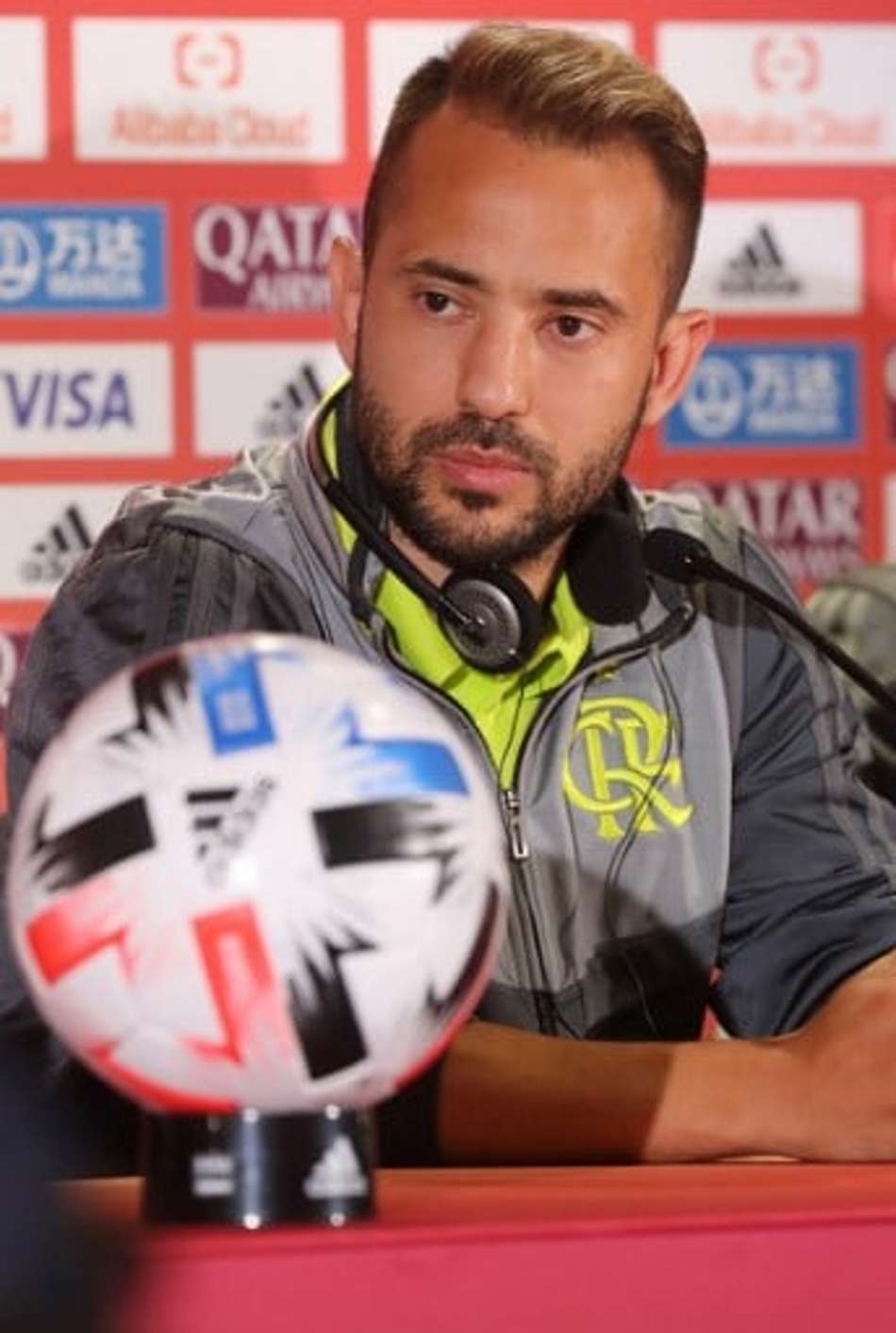 A receita para o bi mundial, segundo Everton Ribeiro: 'Jogar da nossa maneira durante os 90 minutos'