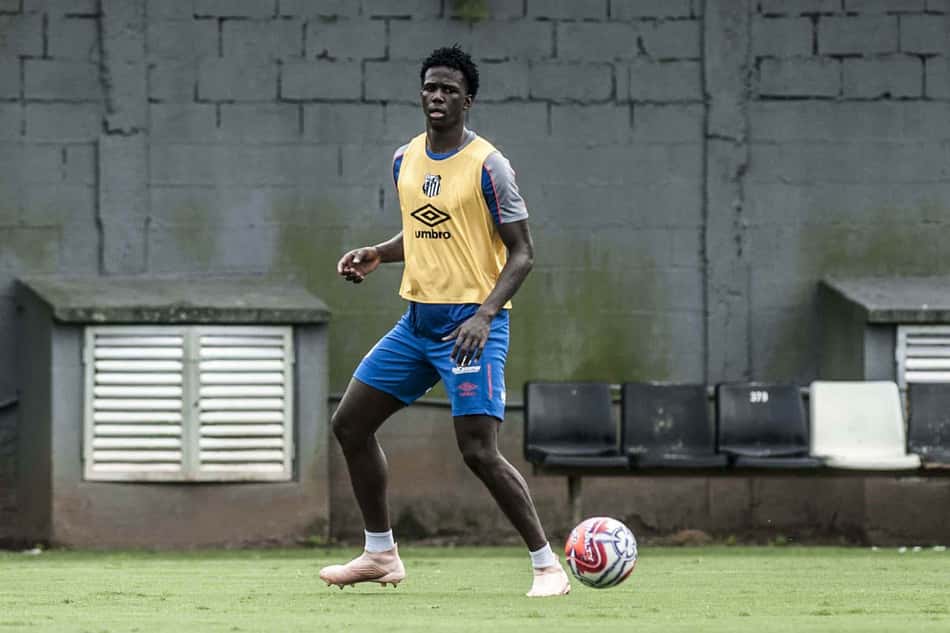 Jackson Porozo é vendido pelo Boavista ao Troyes, e Santos vai levar bolada milionária