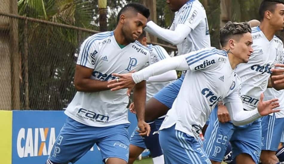 Palmeiras encaminha venda de Artur e busca acordo para liberar Borja