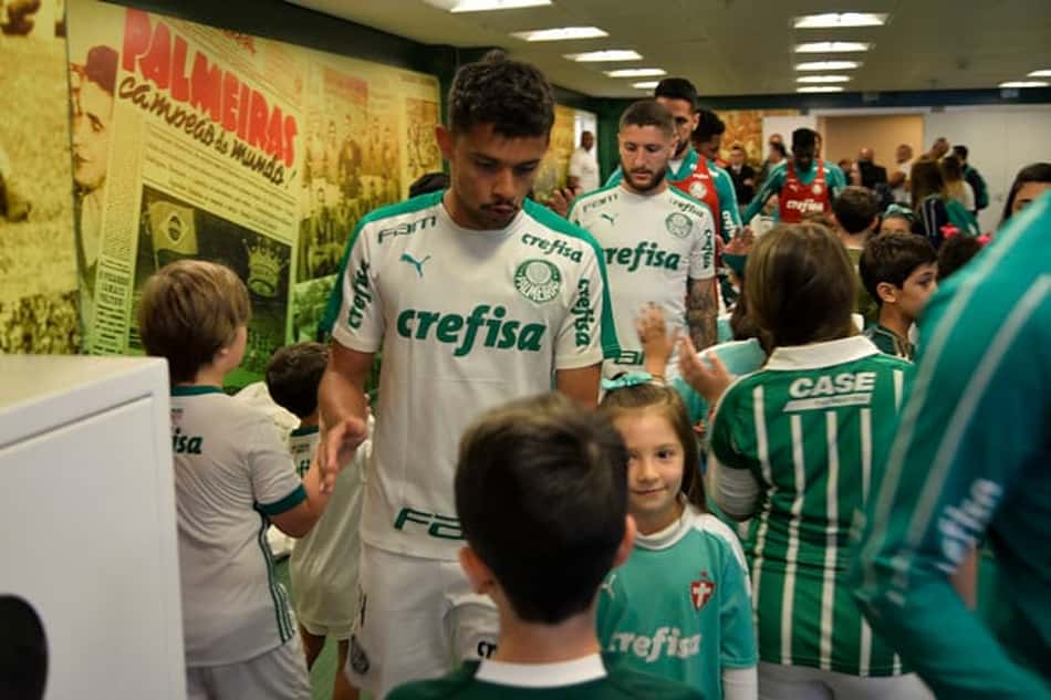 Palmeiras recebe proposta de quase R$ 23 milhões da Espanha por Scarpa
