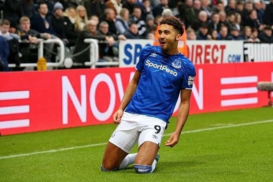 Arsenal pensa em dois nomes para substituir Lacazette