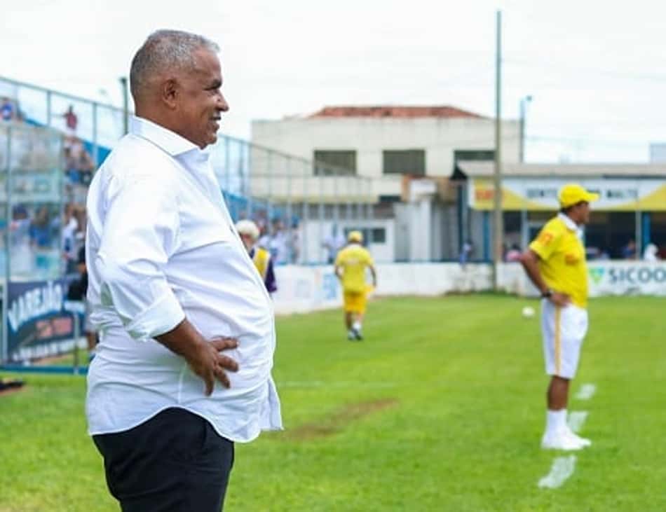 Ademir Fonseca tenta levar a URT a uma boa campanha no Mineiro 2020