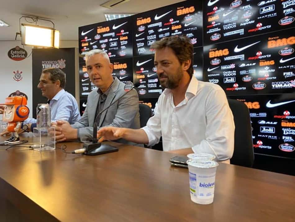 Diretor de futebol explica todas as negociações do Corinthians; confira
