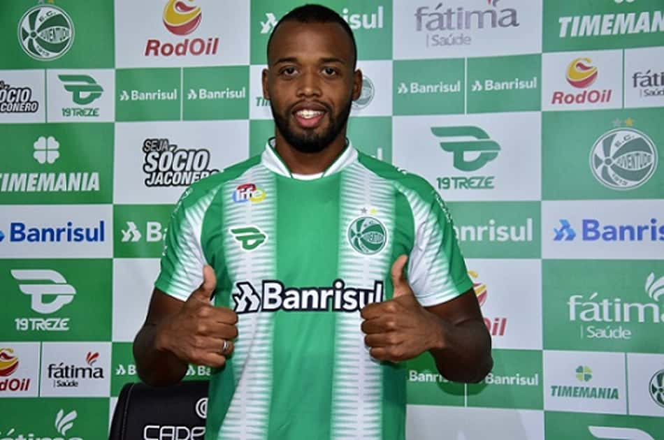 Recém-contratado pelo Juventude, zagueiro Reynaldo comenta sobre novo desafio