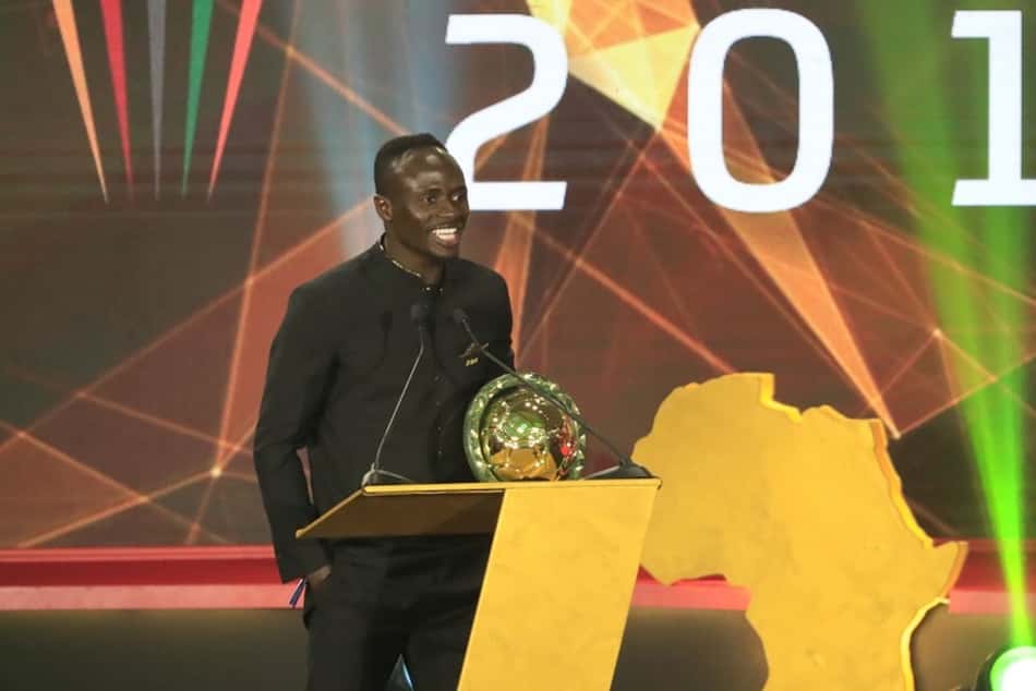 Mané desbanca Mahrez e Salah e é eleito melhor jogador africano do ano