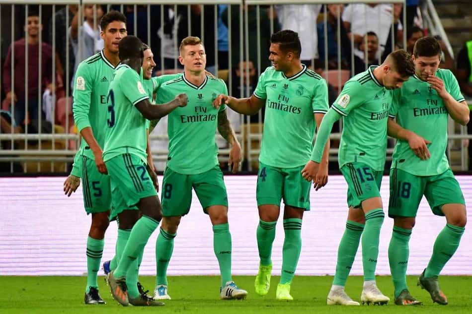 Kroos faz olímpico, Real domina o Valencia e decide Supercopa nacional