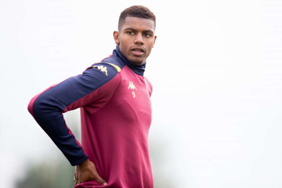 Após romper ligamentos, Wesley passa por cirurgia e agradece apoio