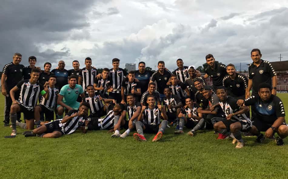 Ênio resolve, Botafogo vence Noroeste e se classifica na Copinha