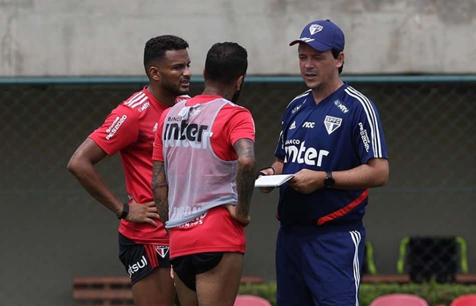 Diniz orienta o primeiro trabalho tático na pré-temporada do São Paulo