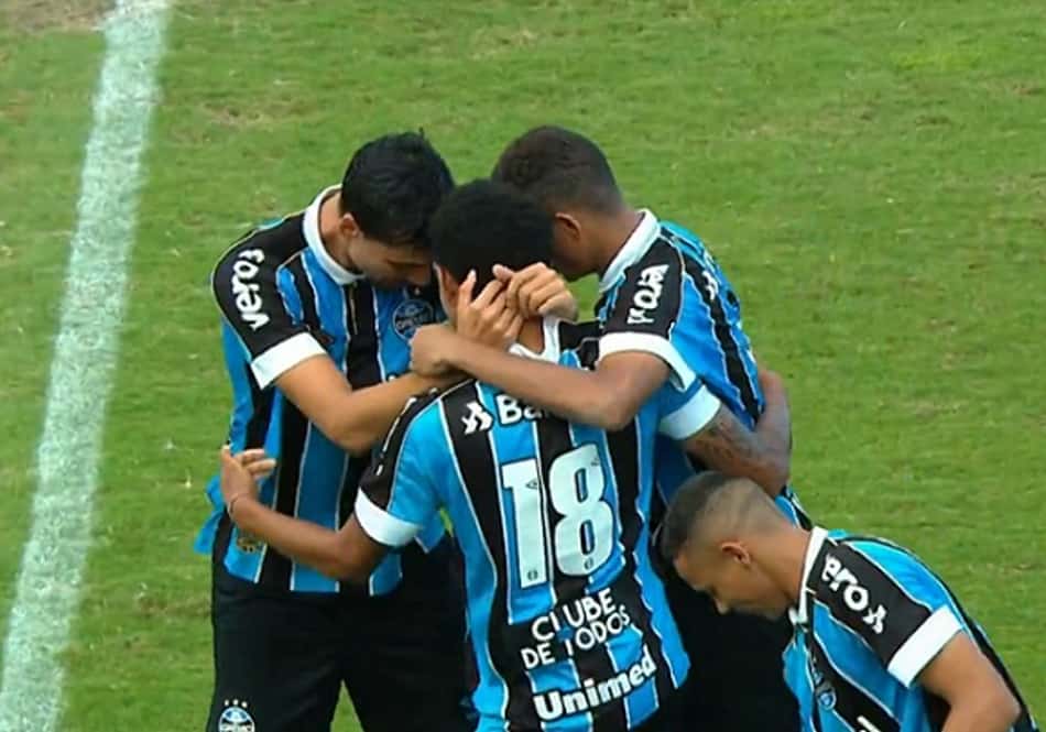Grêmio, com propriedade, se classifica as oitavas da Copa SP eliminando a Chapecoense