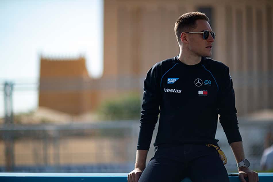 Stoffel Vandoorne confirmado como piloto reserva da Mercedes